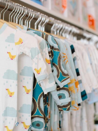 Baby- & Kinderkleidung